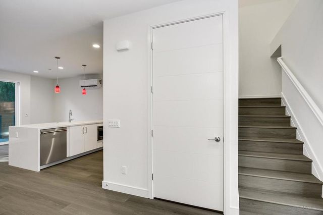 8248 High St., La Mesa, CA 91941