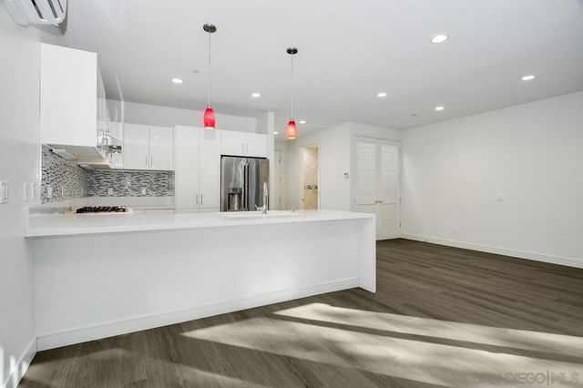 8248 High St., La Mesa, CA 91941