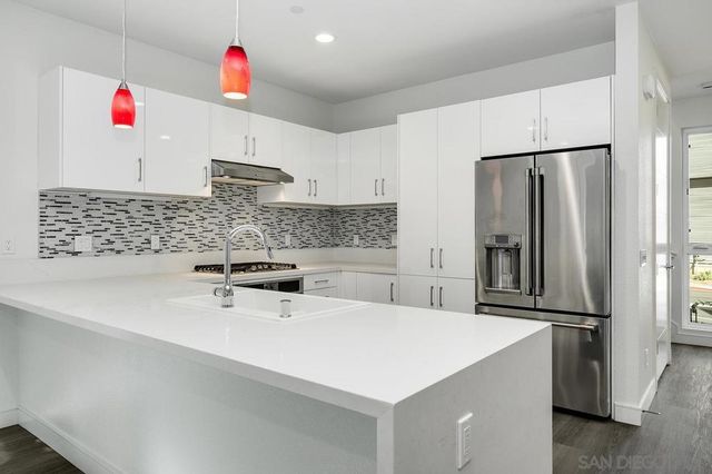 8248 High St., La Mesa, CA 91941