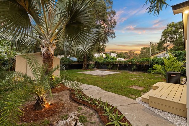 6907 20TH STREET, Tampa, FL 33610