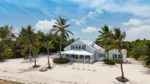 109 Columbus Drive, Lower Matecumbe, FL 33036