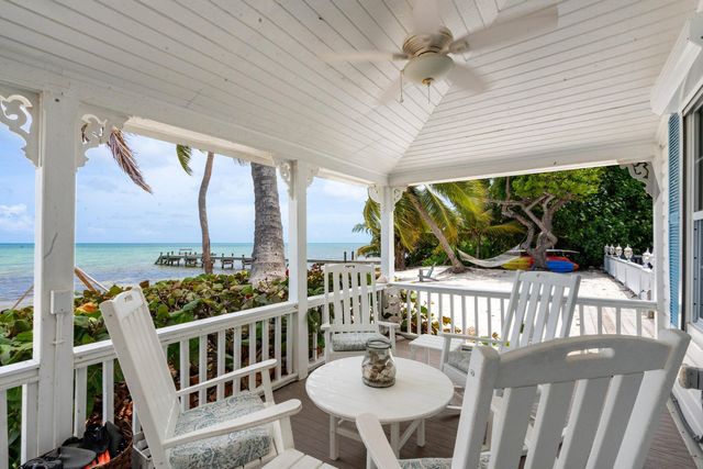 109 Columbus Drive, Lower Matecumbe, FL 33036