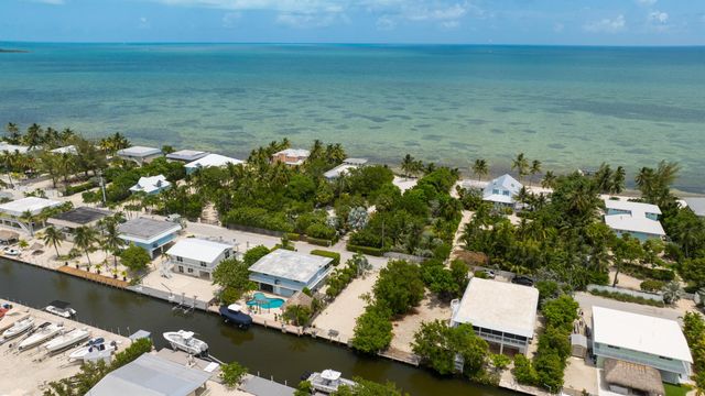 109 Columbus Drive, Lower Matecumbe, FL 33036
