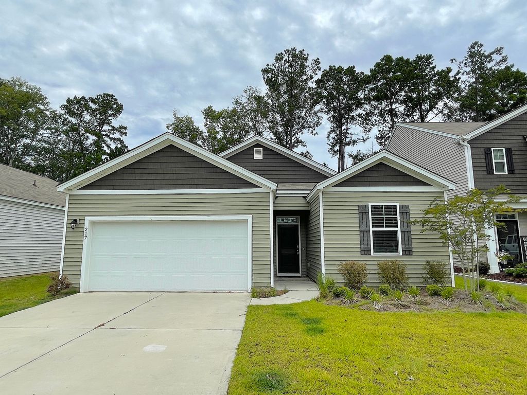 217 Lapping Waters Drive, Summerville, SC 29483