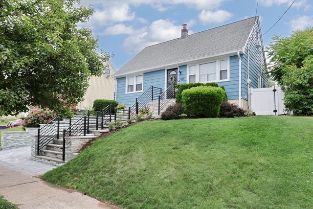 290 Malcolm Ave, Garfield City, NJ 07026