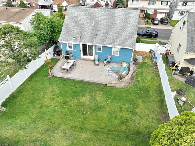 290 Malcolm Ave, Garfield City, NJ 07026
