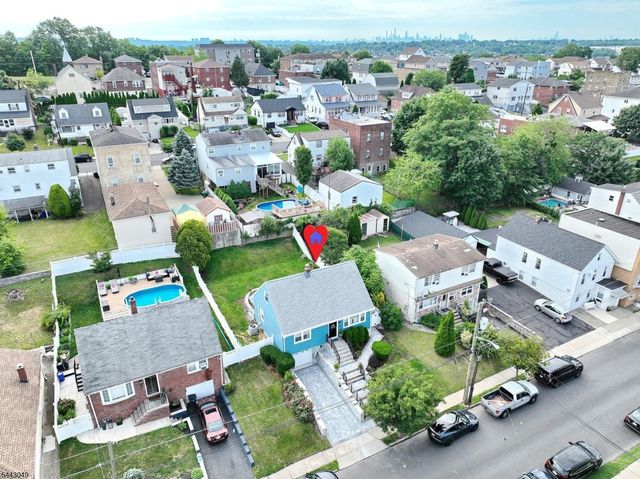 290 Malcolm Ave, Garfield City, NJ 07026