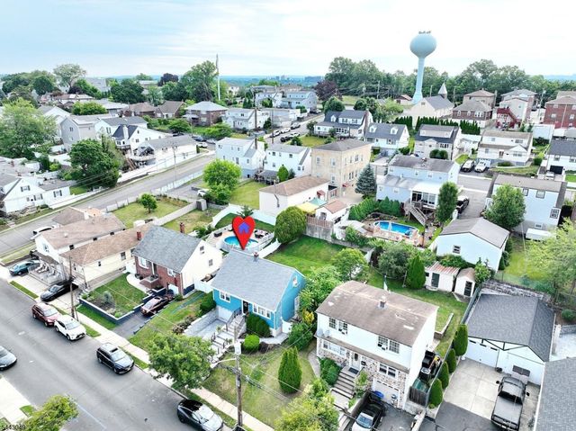 290 Malcolm Ave, Garfield City, NJ 07026