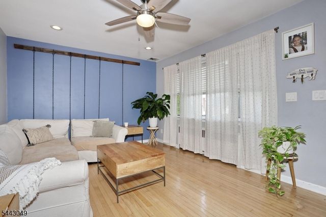290 Malcolm Ave, Garfield City, NJ 07026