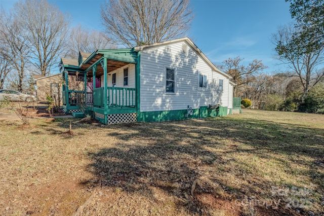 213 Bakery Lane, Statesville, NC 28677