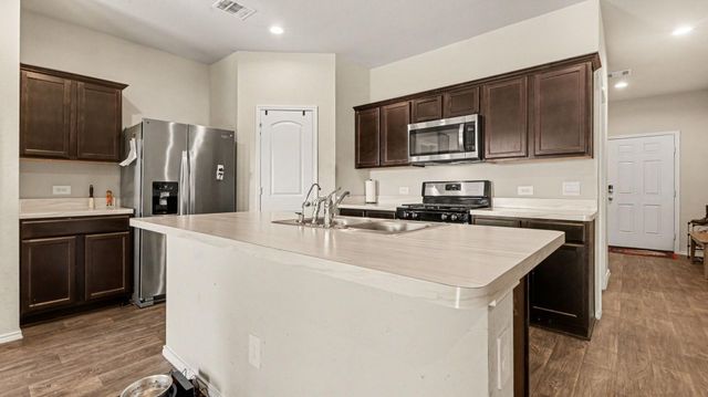 21464 Rustic Elm Drive, Roman Forest, TX 77357