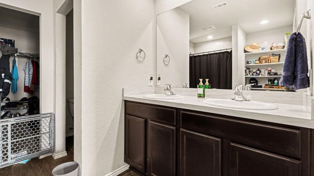 21464 Rustic Elm Drive, Roman Forest, TX 77357