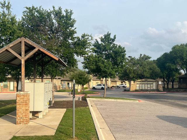 1464 E Whitestone BLVD 504, Cedar Park, TX 78613