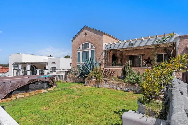 2881 Kalmia, San Diego, CA 92104