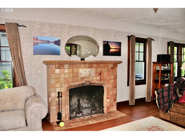 56647 COLUMBIA RIVER Hwy, Warren, OR 97053