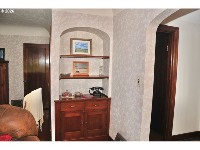 56647 COLUMBIA RIVER Hwy, Warren, OR 97053