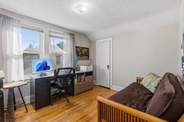 1329 Beech Street, Saint Paul, MN 55106