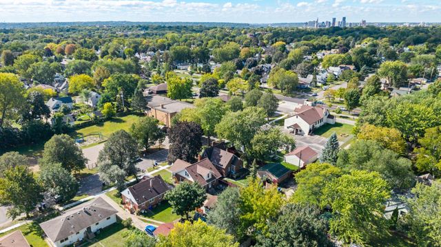 1329 Beech Street, Saint Paul, MN 55106