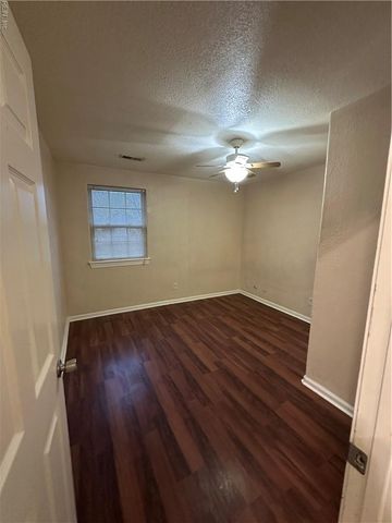 412 Pleasant ST, Suffolk, VA 23434