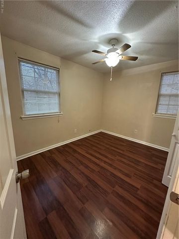 412 Pleasant ST, Suffolk, VA 23434