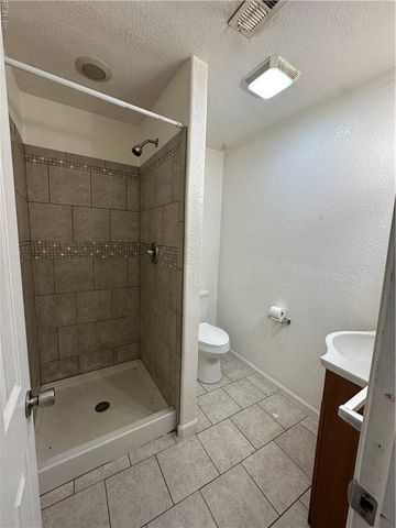 412 Pleasant ST, Suffolk, VA 23434