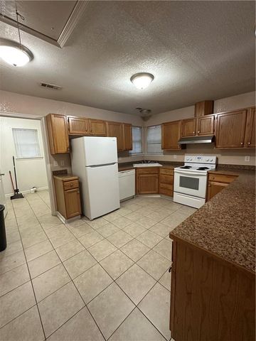 412 Pleasant ST, Suffolk, VA 23434