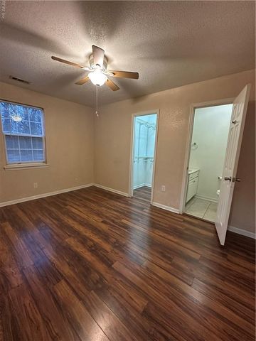 412 Pleasant ST, Suffolk, VA 23434