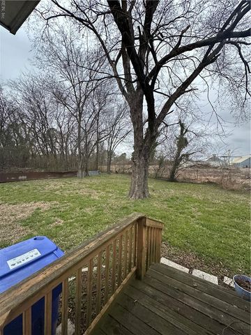 412 Pleasant ST, Suffolk, VA 23434