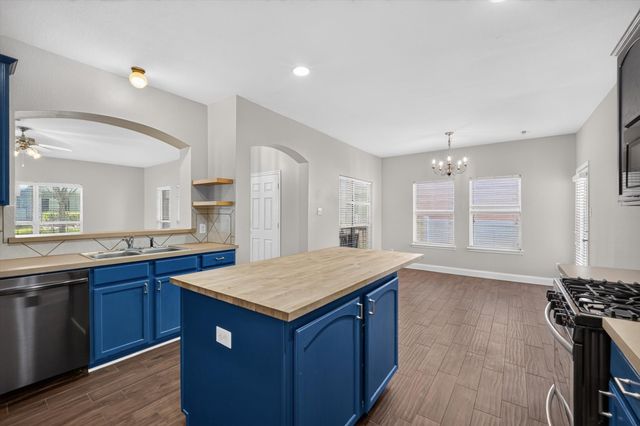 1209 Chattahoochee Drive, Savannah, TX 76227