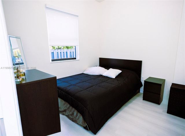 470 SE 34TH TER, Homestead, FL 33033