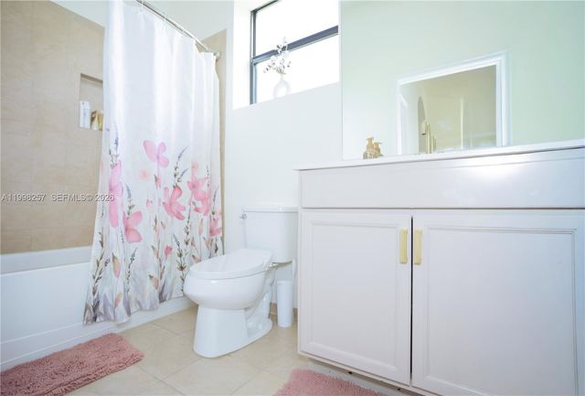 470 SE 34TH TER, Homestead, FL 33033