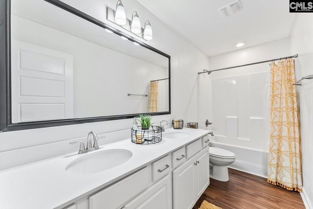 823 Queenshire Lane, Elgin, SC 29045