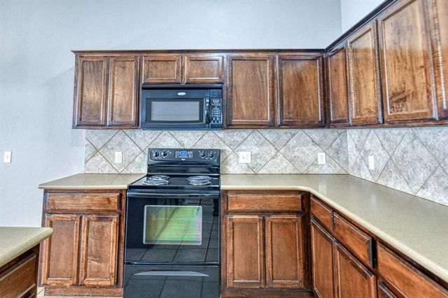 9540 SW 25th Street, Oklahoma City, OK 73128