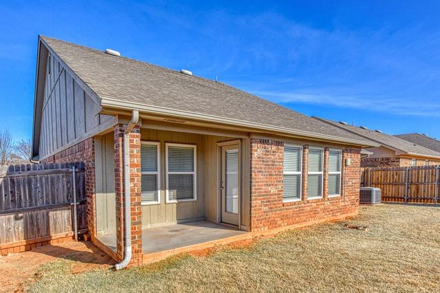 9540 SW 25th Street, Oklahoma City, OK 73128
