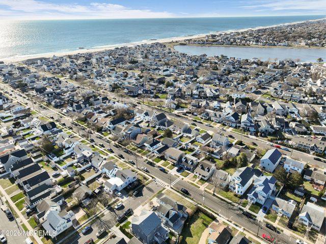 323 16th Avenue, Lake Como, NJ 07719