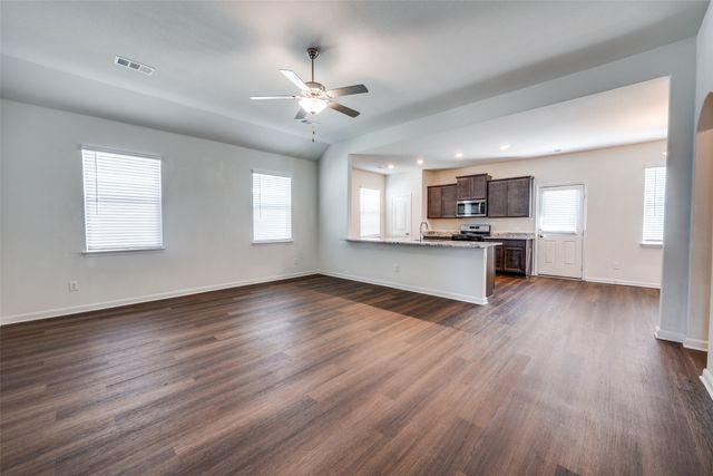 9709 Dan Meyer Drive, Fort Worth, TX 76140