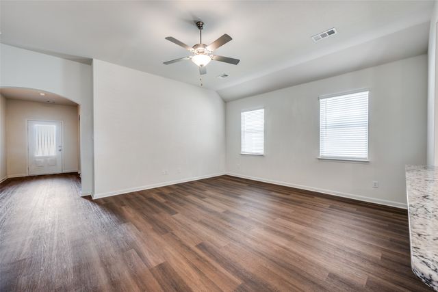 9709 Dan Meyer Drive, Fort Worth, TX 76140