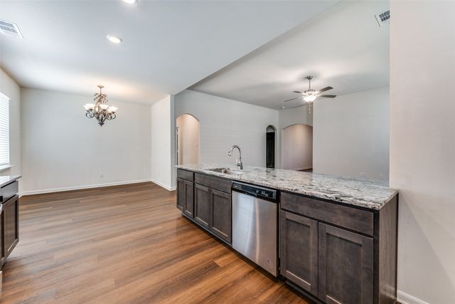 9709 Dan Meyer Drive, Fort Worth, TX 76140