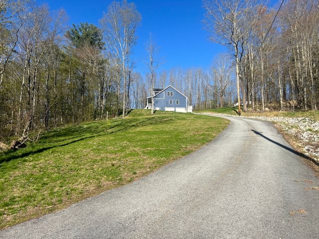 57 Pumpkin Lane, Charlton, MA 01507