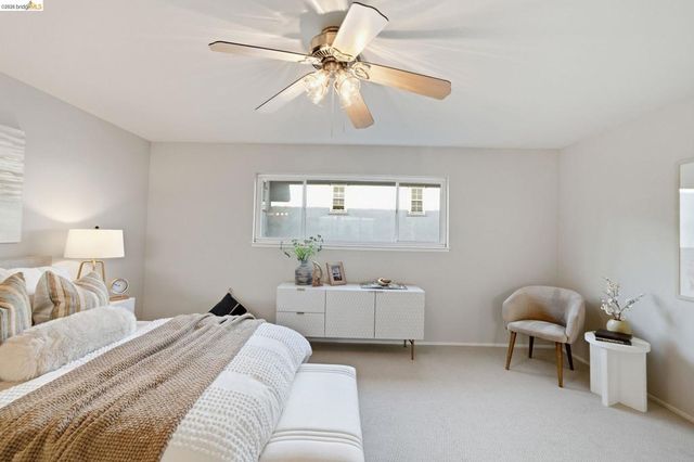2133 Santa Clara Ave 206, Alameda, CA 94501