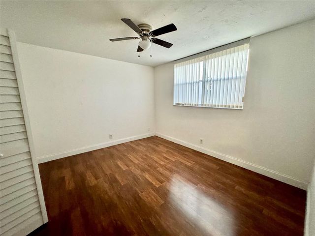 2821 Somerset Drive 216, Lauderdale Lakes, FL 33311