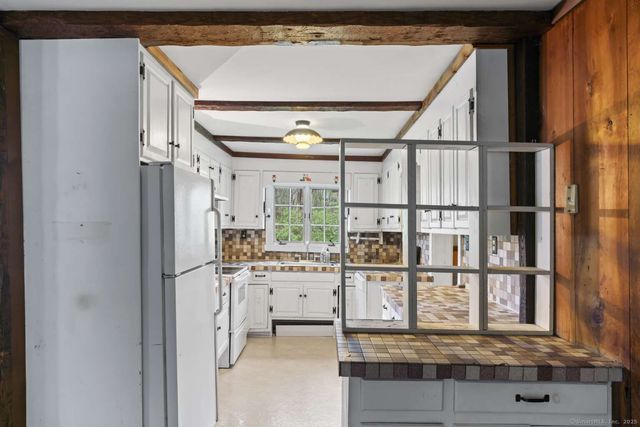 100 North Tower Hill Road, Killingworth, CT 06419