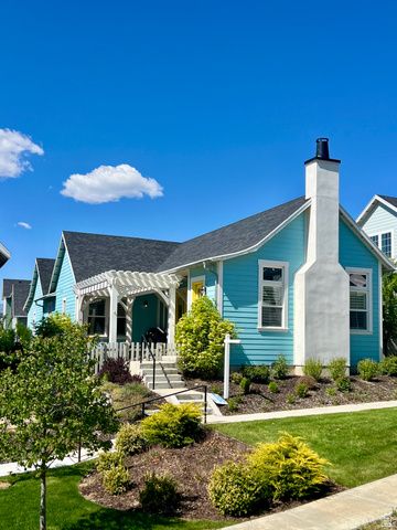 10762 S BEACH COMBER WAY, South Jordan, UT 84009