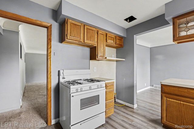 11635 Farley, Redford Charter Township, MI 48239