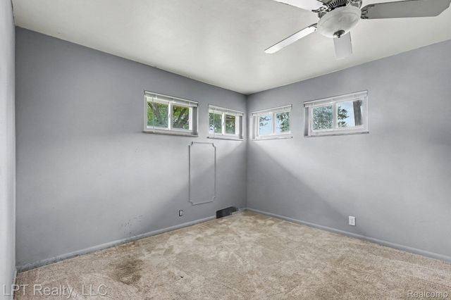 11635 Farley, Redford Charter Township, MI 48239