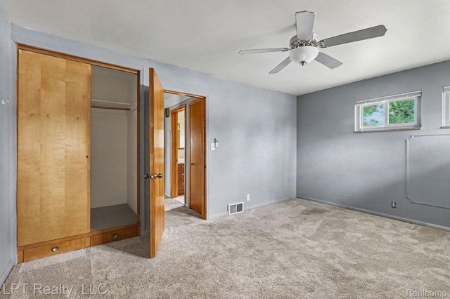 11635 Farley, Redford Charter Township, MI 48239