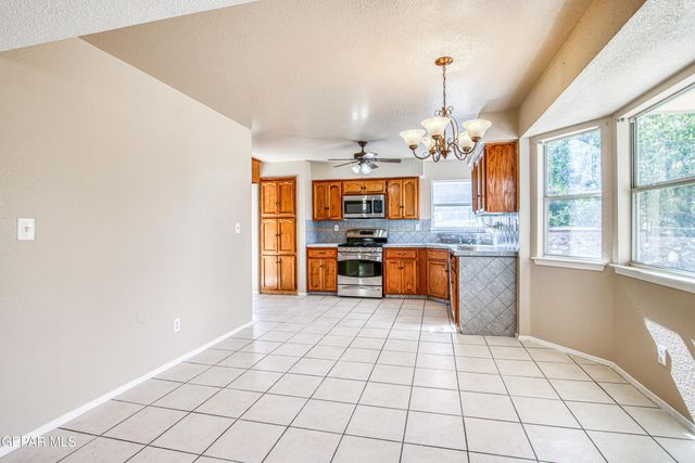 1557 Plaza verde Drive, El Paso, TX 79912