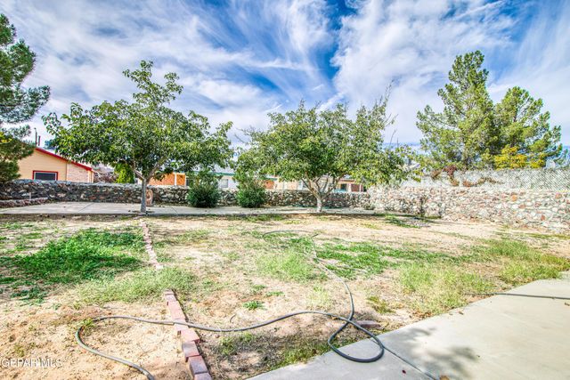 1557 Plaza verde Drive, El Paso, TX 79912