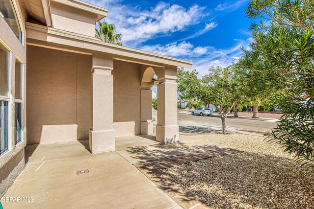 1557 Plaza verde Drive, El Paso, TX 79912