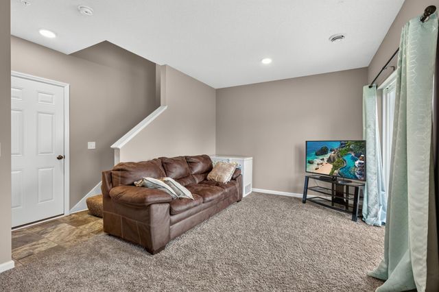 1671 Windigo Lane, Shakopee, MN 55379